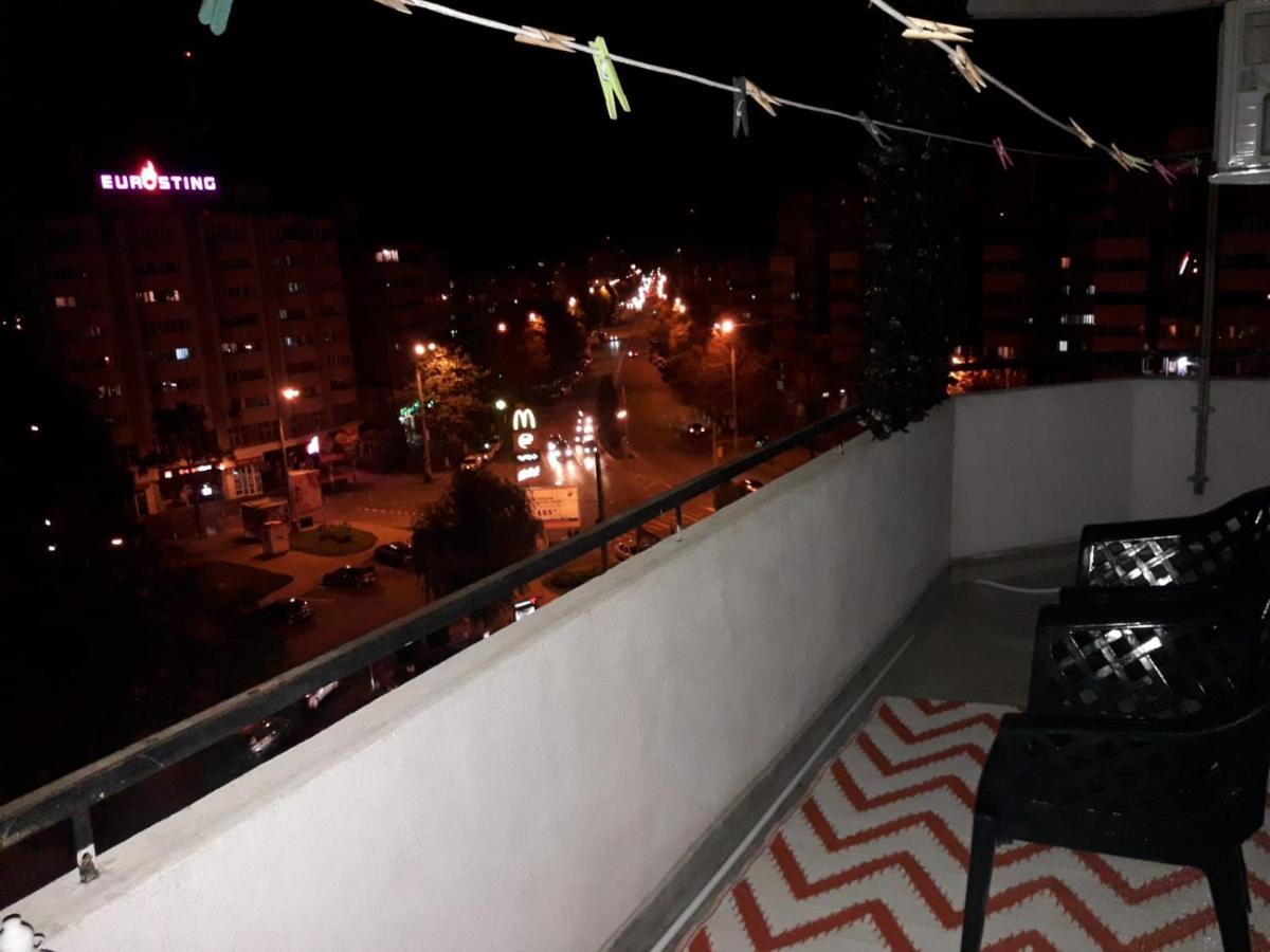 Hellen'S Ultracentral Apartament ブザウ エクステリア 写真
