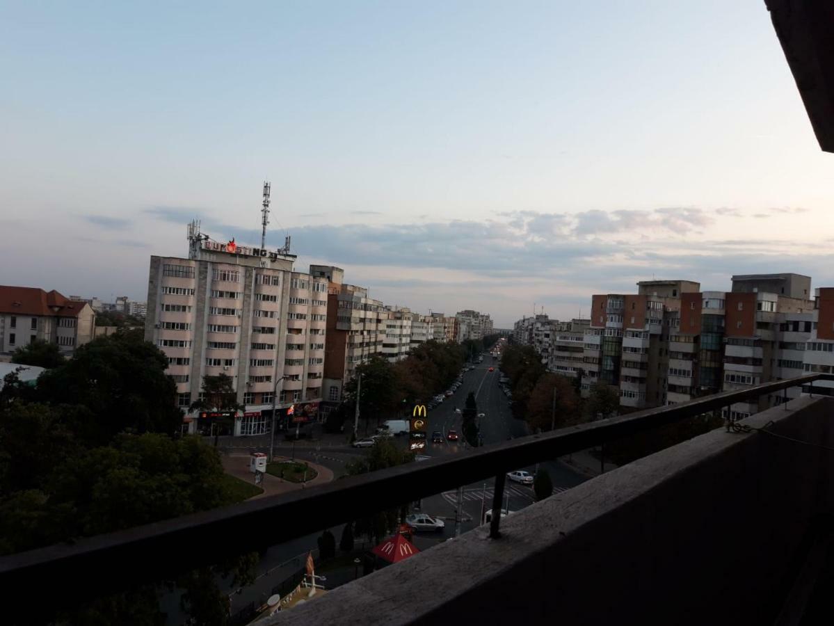 Hellen'S Ultracentral Apartament ブザウ エクステリア 写真